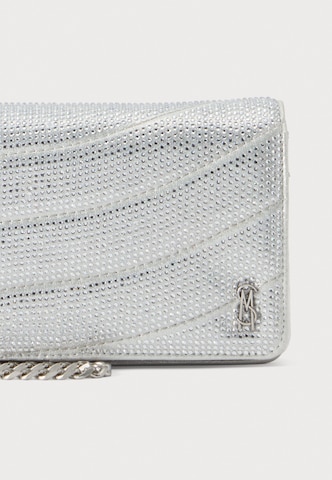 STEVE MADDEN - Clutches 'Blira' em prata: frente