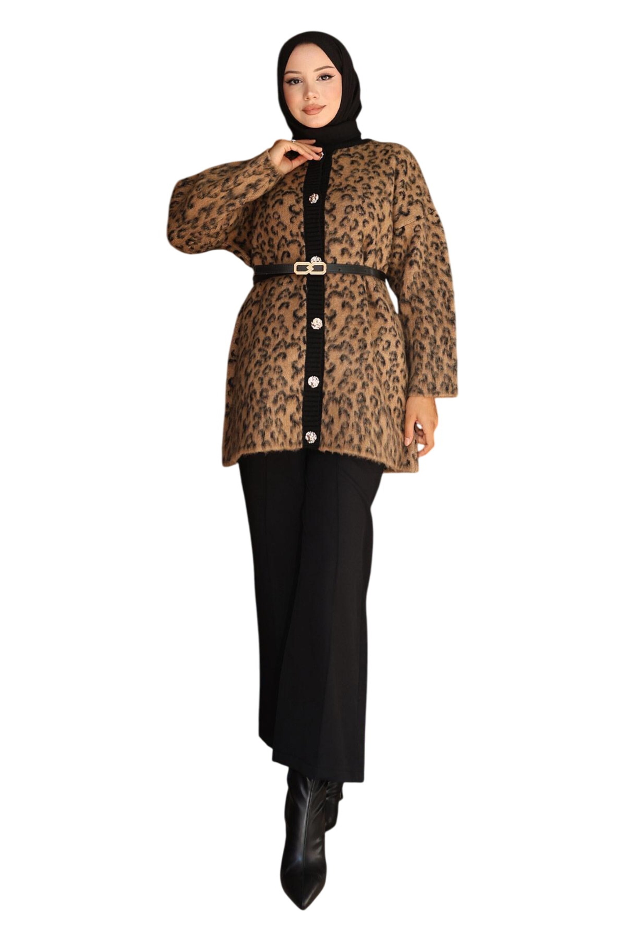 MODAMIHRAM Broekpak in Bruin: voorkant