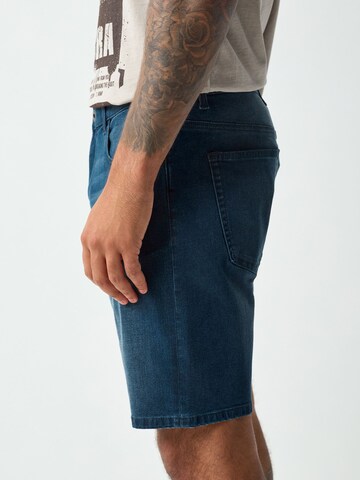 Next Slimfit Shorts in Blau