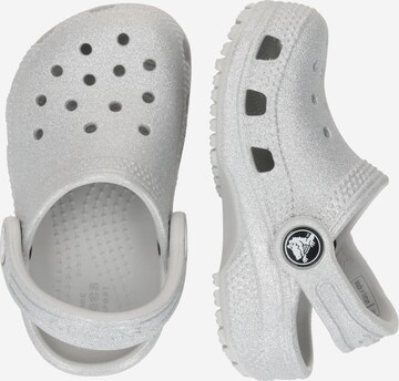 Crocs Otvorená obuv - strieborná