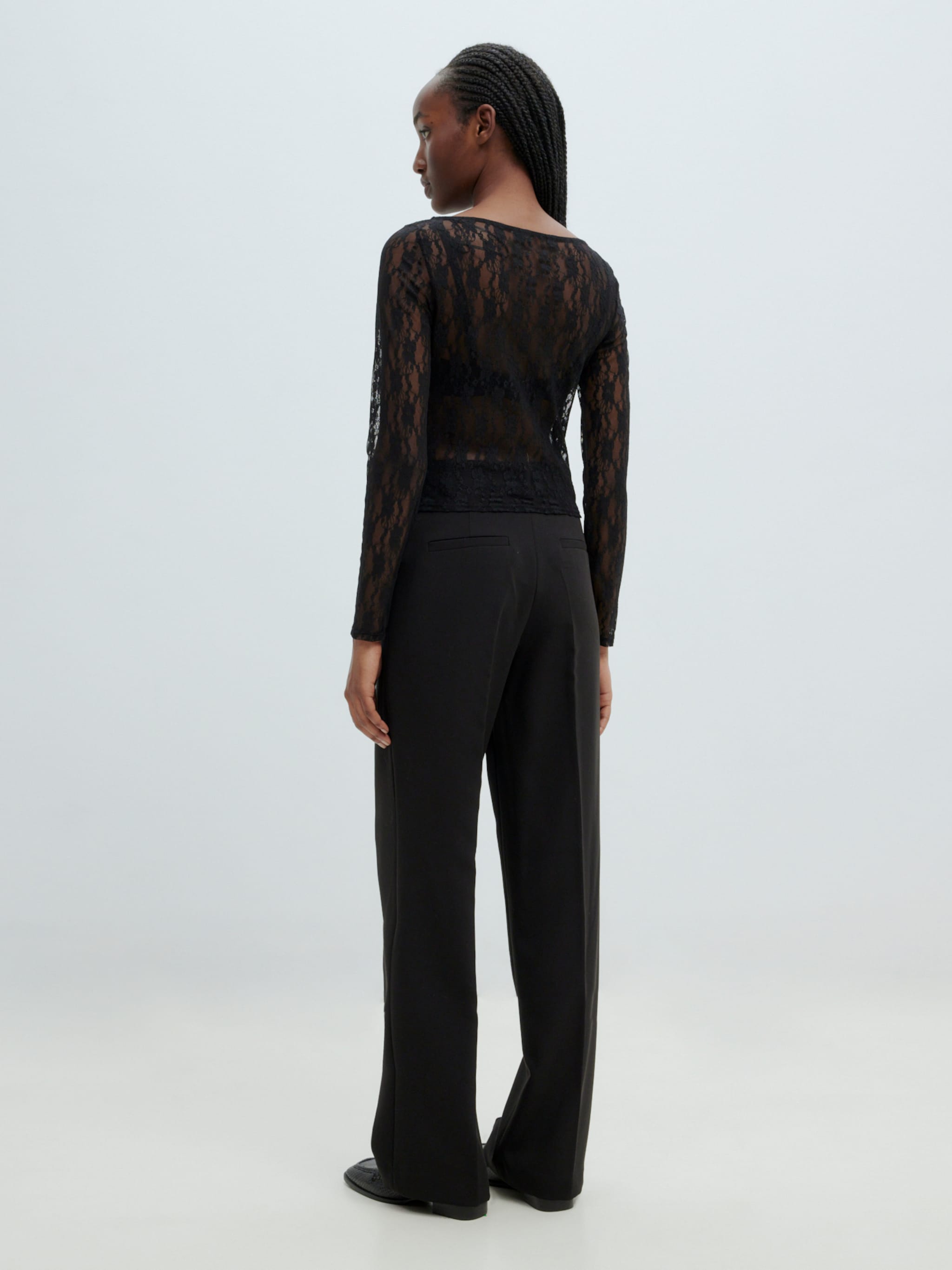 EDITED Producten Shirt 'Kristin' Zwart