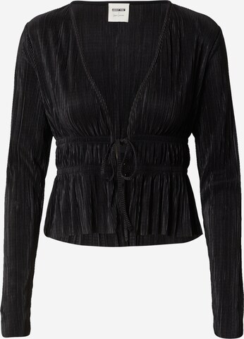 ABOUT YOU x Laura Giurcanu Blouse 'Cara' in Black: front