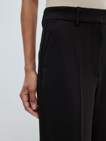 Regular Pantalon 'Lavea' EDITED en noir