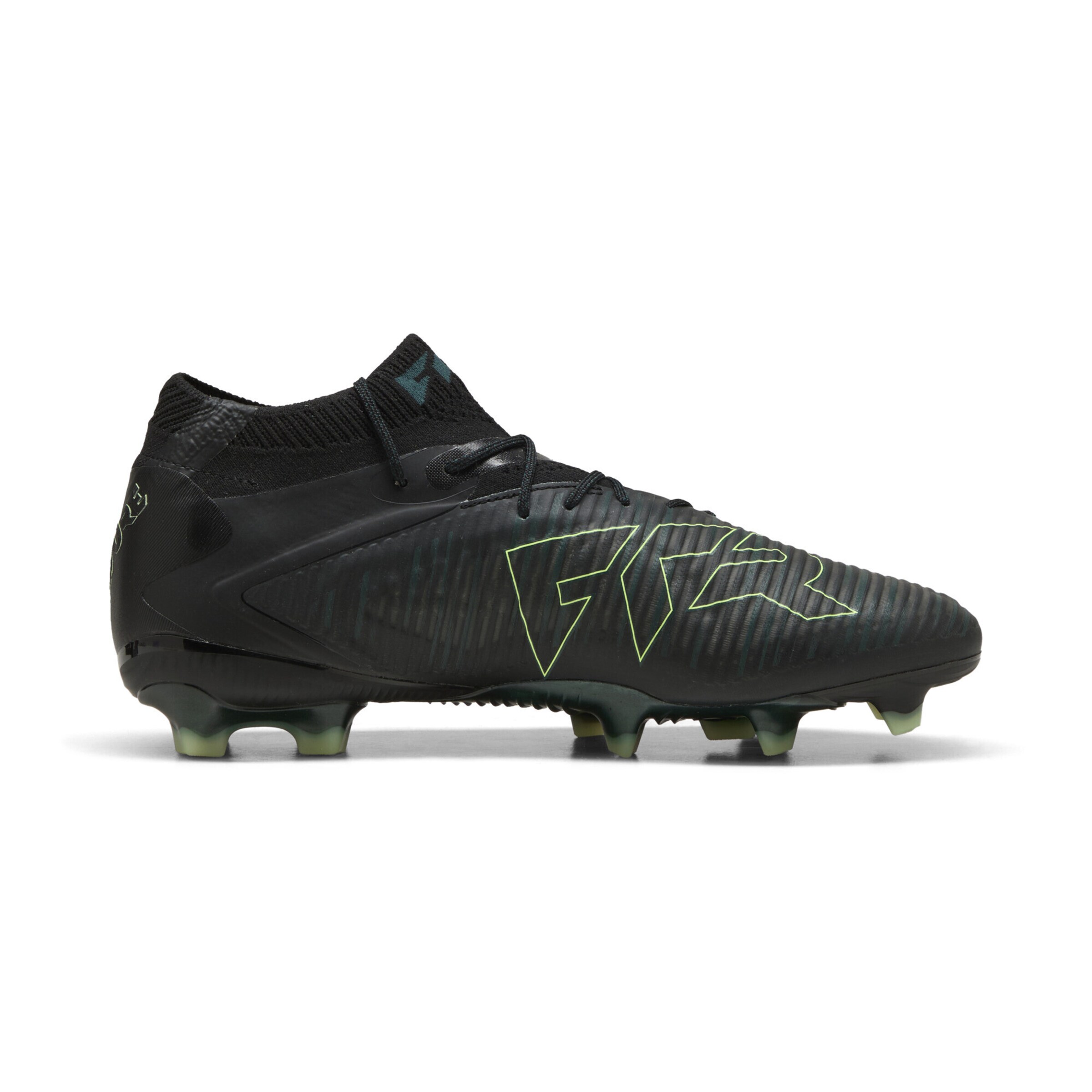 PUMA Soccer shoe 'Future 8 Ultimate' in Black