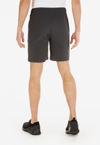 LPO Regular Shorts in Grau