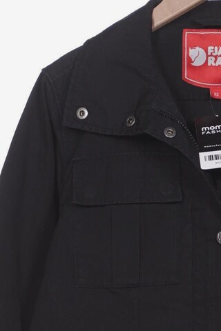 Fjällräven Jacket & Coat in XS in Black