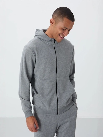 Tommy Life Joggingpak in Grijs