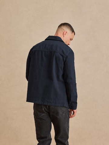 DAN FOX APPAREL Between-Season Jacket 'Jamie' in Blue