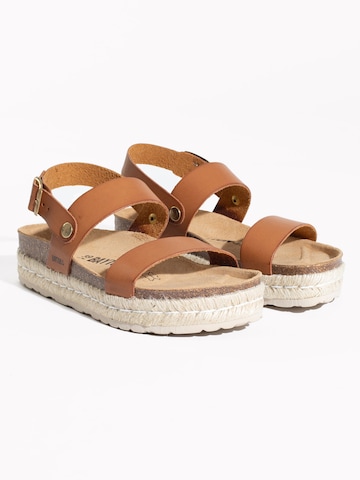 Bayton Sandals in Brown