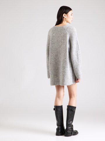 Robes en maille Monki en gris