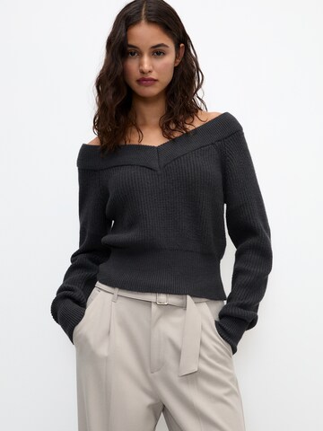 Pull-over Pull&Bear en gris : devant