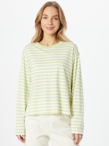 Monki Shirt in Grün: Vorderseite