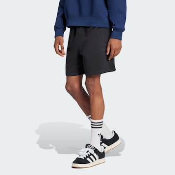 Regular Pantaloni 'Premium Essentials' de la ADIDAS ORIGINALS pe negru: față