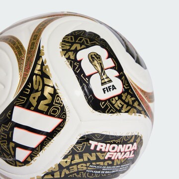 ADIDAS PERFORMANCE - Pelota 'FIFA Fussball-Weltmeisterschaft 26™ Trionda Finals' en blanco