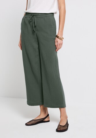 STREET ONE Wide leg Pants in Green: front