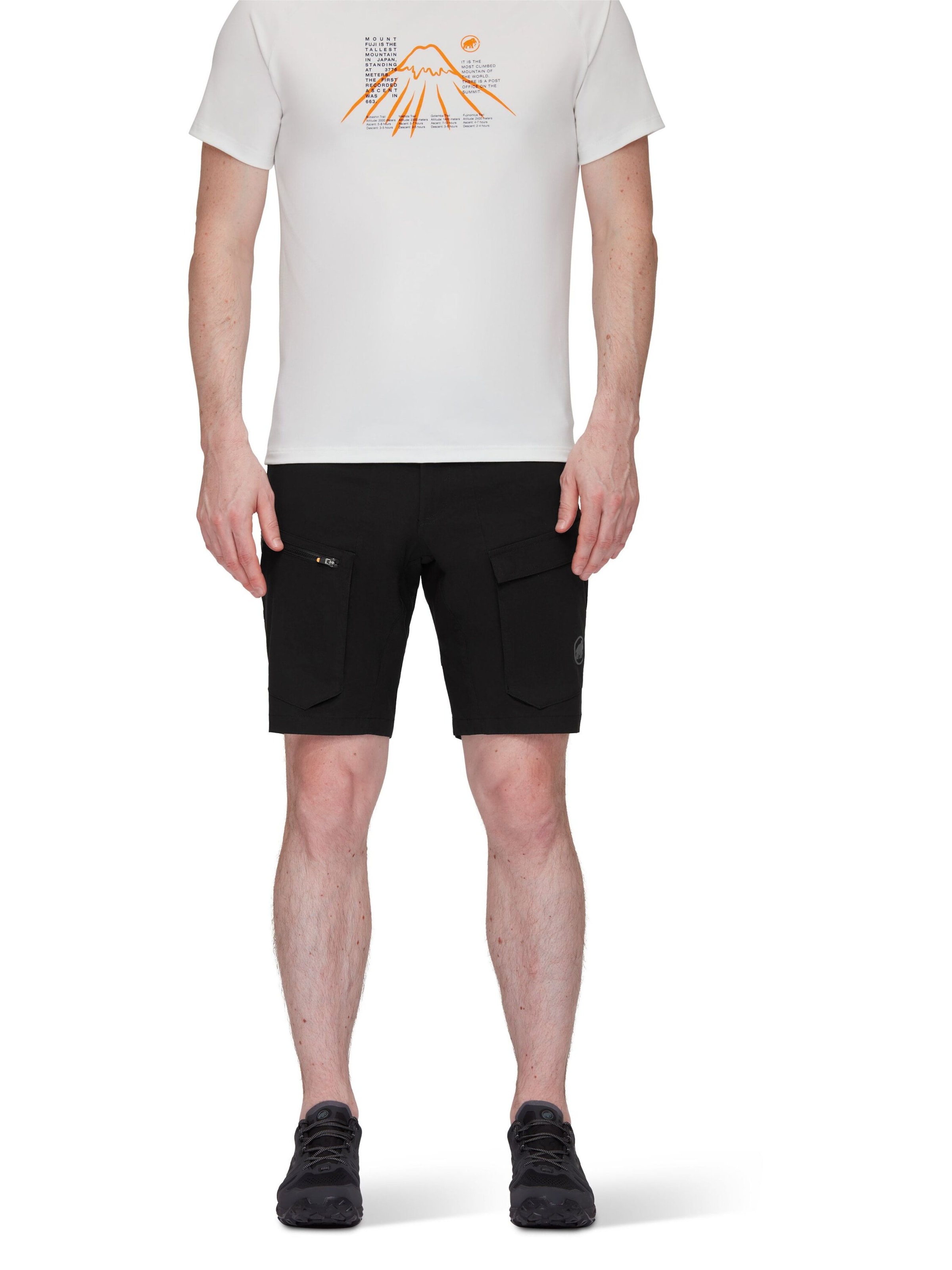 MAMMUT Regular Outdoor Pants in Black: front