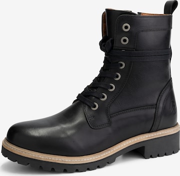 Travelin Lace-Up Ankle Boots in Black: front