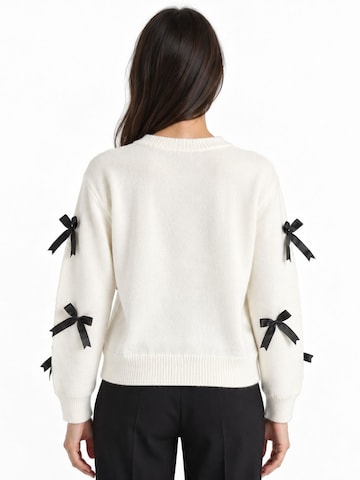 Viorna Sweatshirt 'Sweatshirts' in Beige