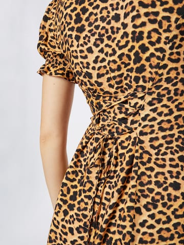 Nasty Gal Mekko värissä ruskea