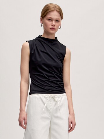 EDITED Top 'Vilana' in Zwart: voorkant