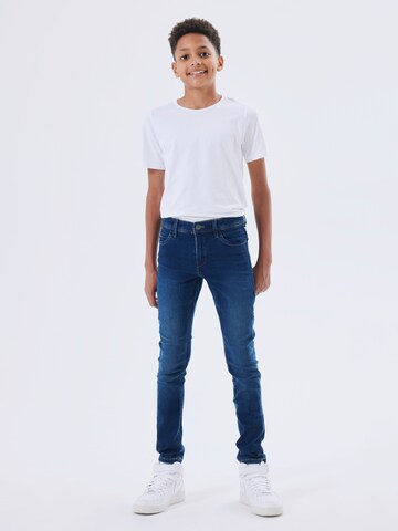 NAME IT Slimfit Farkut 'Silas' värissä sininen: etupuoli