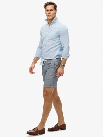 Superdry Regular Hose‌‌ in Blau