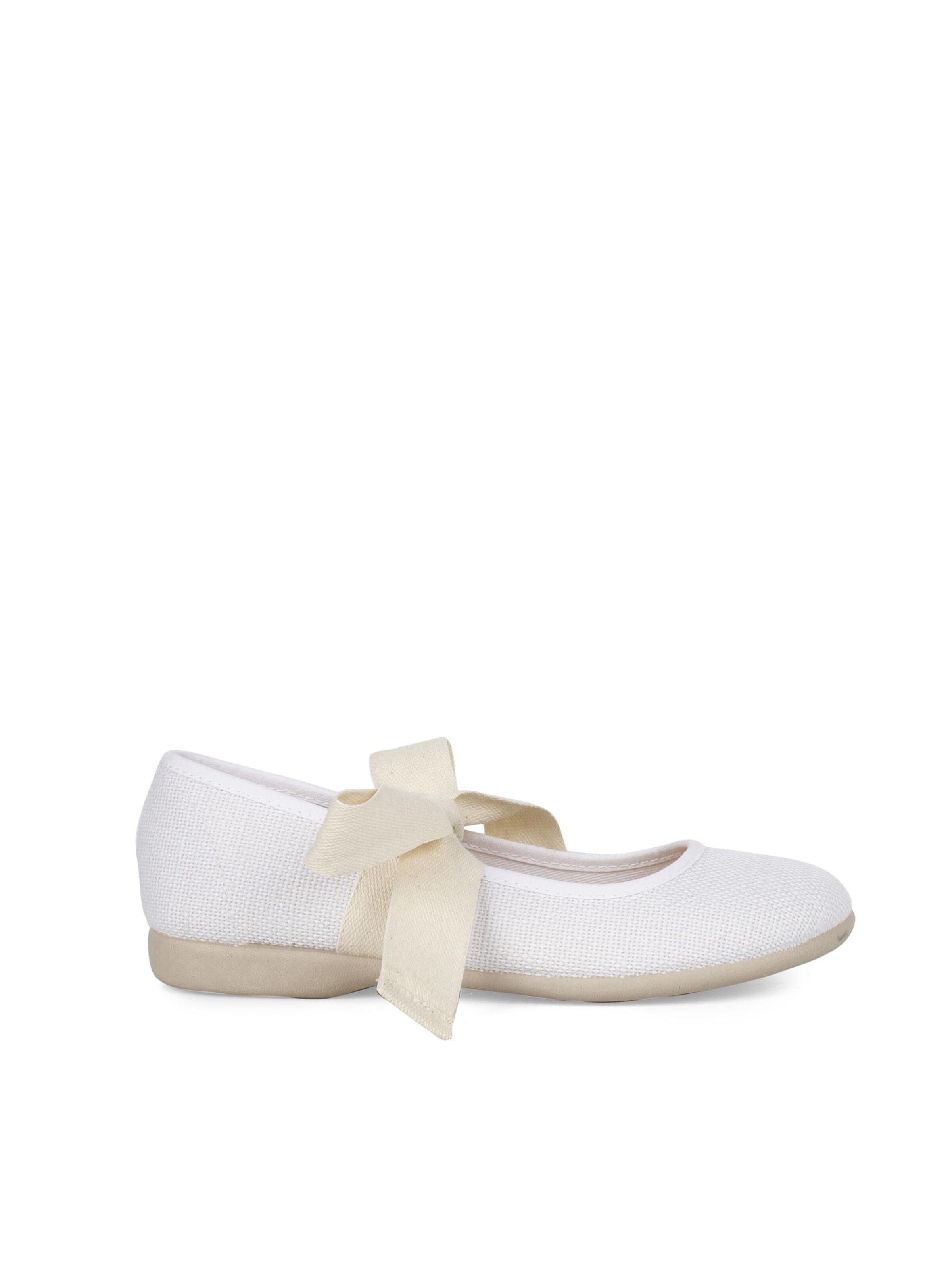 Pisamonas Ballet Flats in White