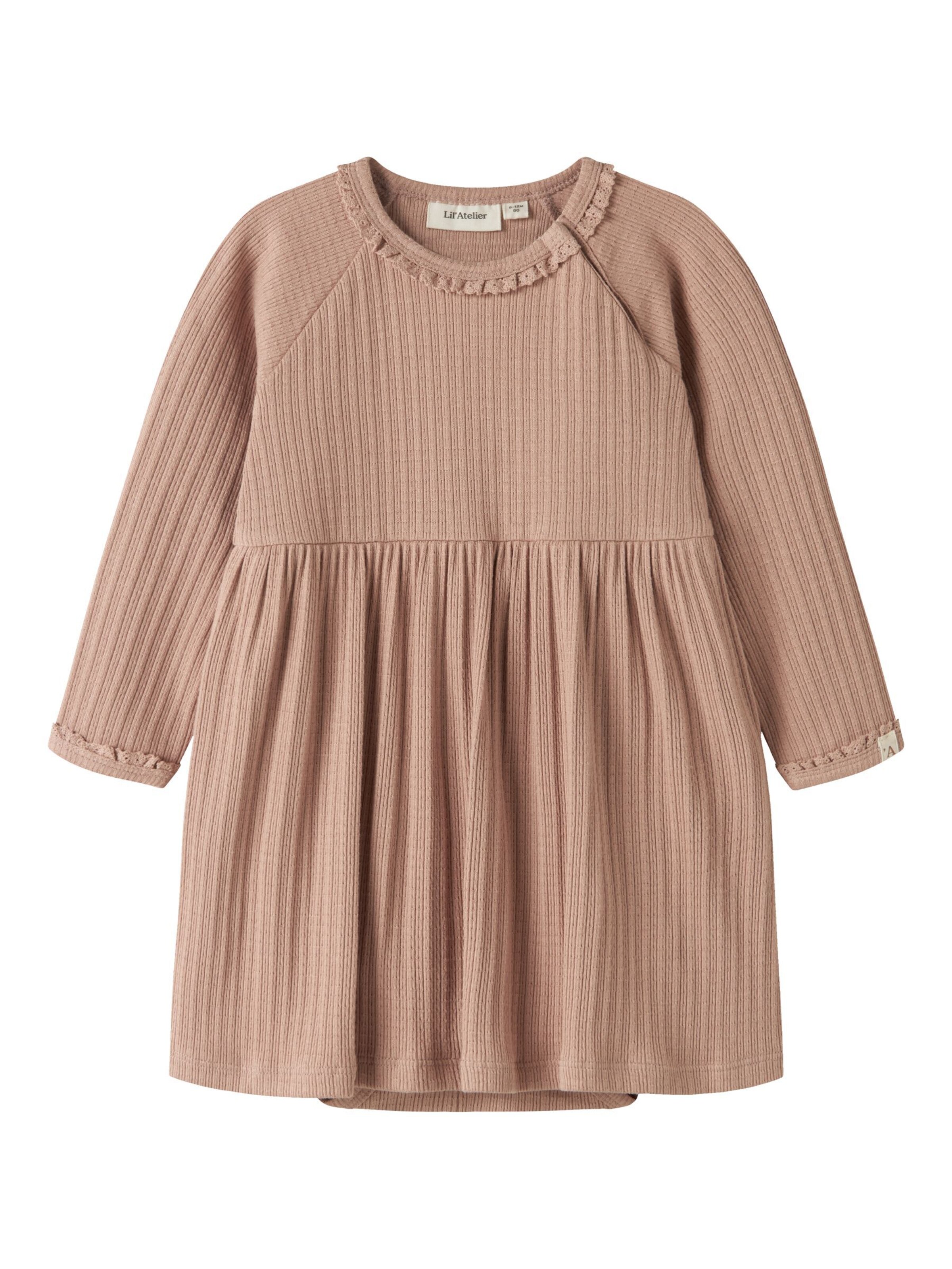 Lil'Atelier Kjole i brun: forside
