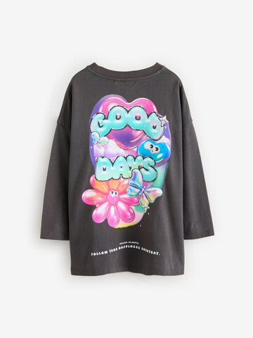 T-Shirt Next en gris