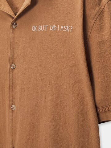 Pull&Bear Regular fit Skjorta i brun