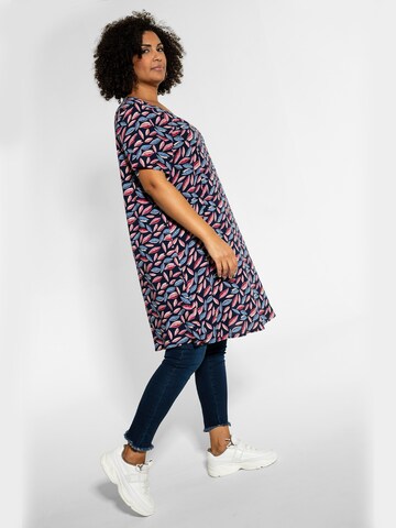 Robe 'Birgitte' STUDIO en bleu