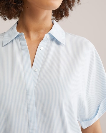 WE Fashion Blouse in Blue