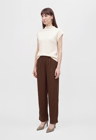 Vero Moda Tall Wide leg Trousers 'VMAMAYA' in Brown: side