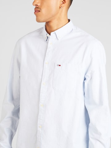 Tommy Jeans Regular fit Button Up Shirt in Blue