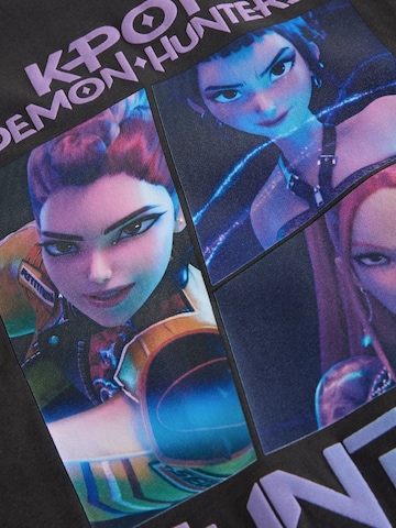 Next Футболка 'KPOP Demon Hunters' в Серый