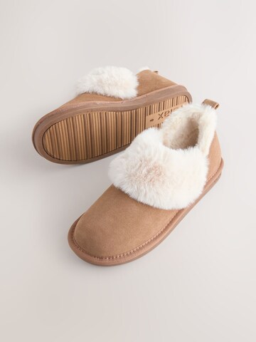 Next - Pantufa em castanho