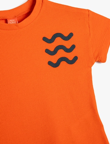 Koton T-Shirt in Orange