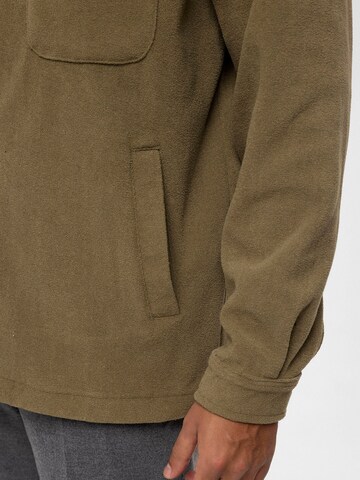 Antioch Between-Season Jacket in Green