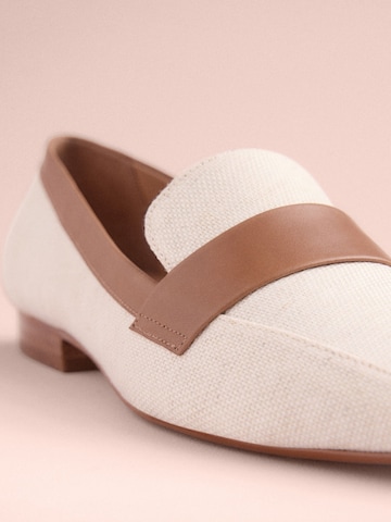 Chaussure basse 'Tabitha Simmons x Next Jess' Next en blanc