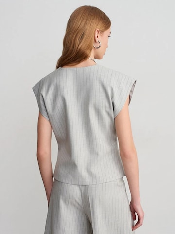 Gilet 'Westen' di Dilvin in grigio