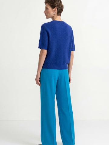 Rich & Royal Regular Pleat-front trousers in Blue