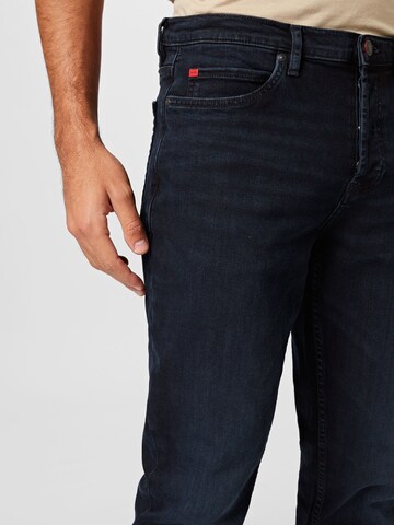 HUGO Tapered Jeans in Blauw