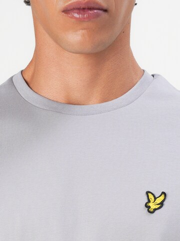 Lyle & Scott Футболка в Лиловый