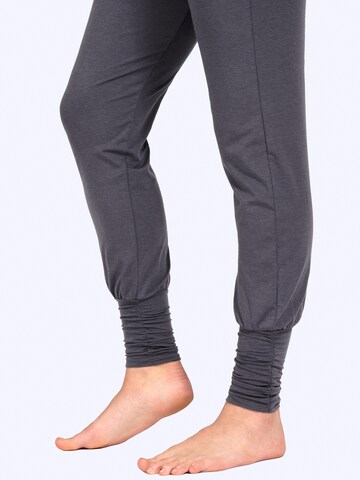 Magadi Regular Workout Pants 'Paula' in Grey