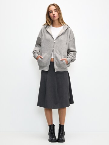 Pull&Bear Sweat jacket in Grey