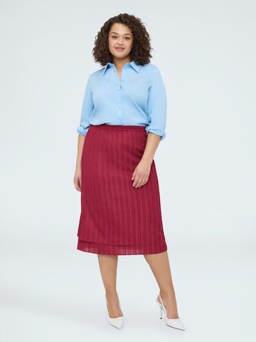 Gonna di Fiorella Rubino in rosso: frontale
