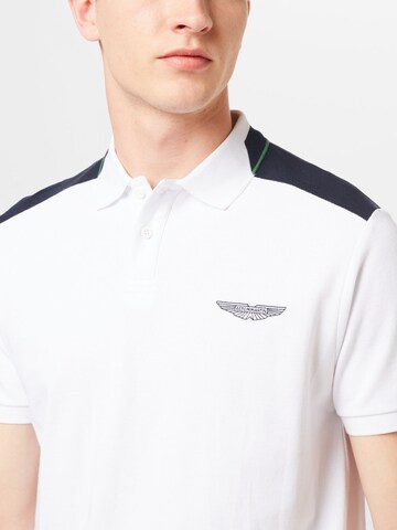Tricou de la Hackett London pe alb