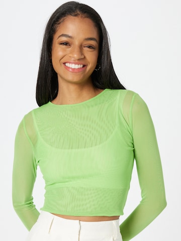 Nasty Gal Shirt in Green: front