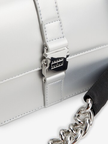 Tommy Jeans Crossbody Bag in Silver