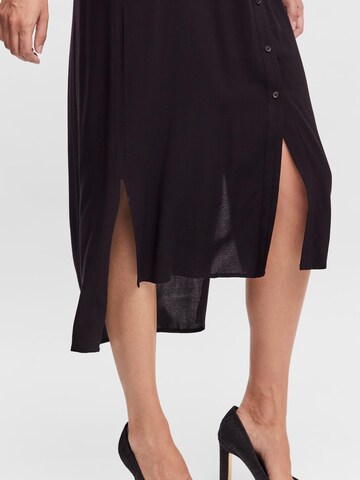 Robe-chemise 'Vica' VERO MODA en noir